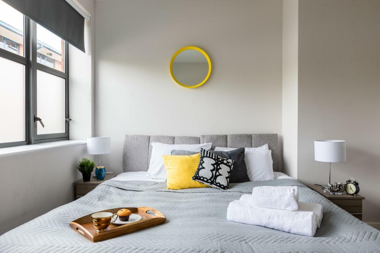 Homely - Watford Premier Apartments Exteriér fotografie
