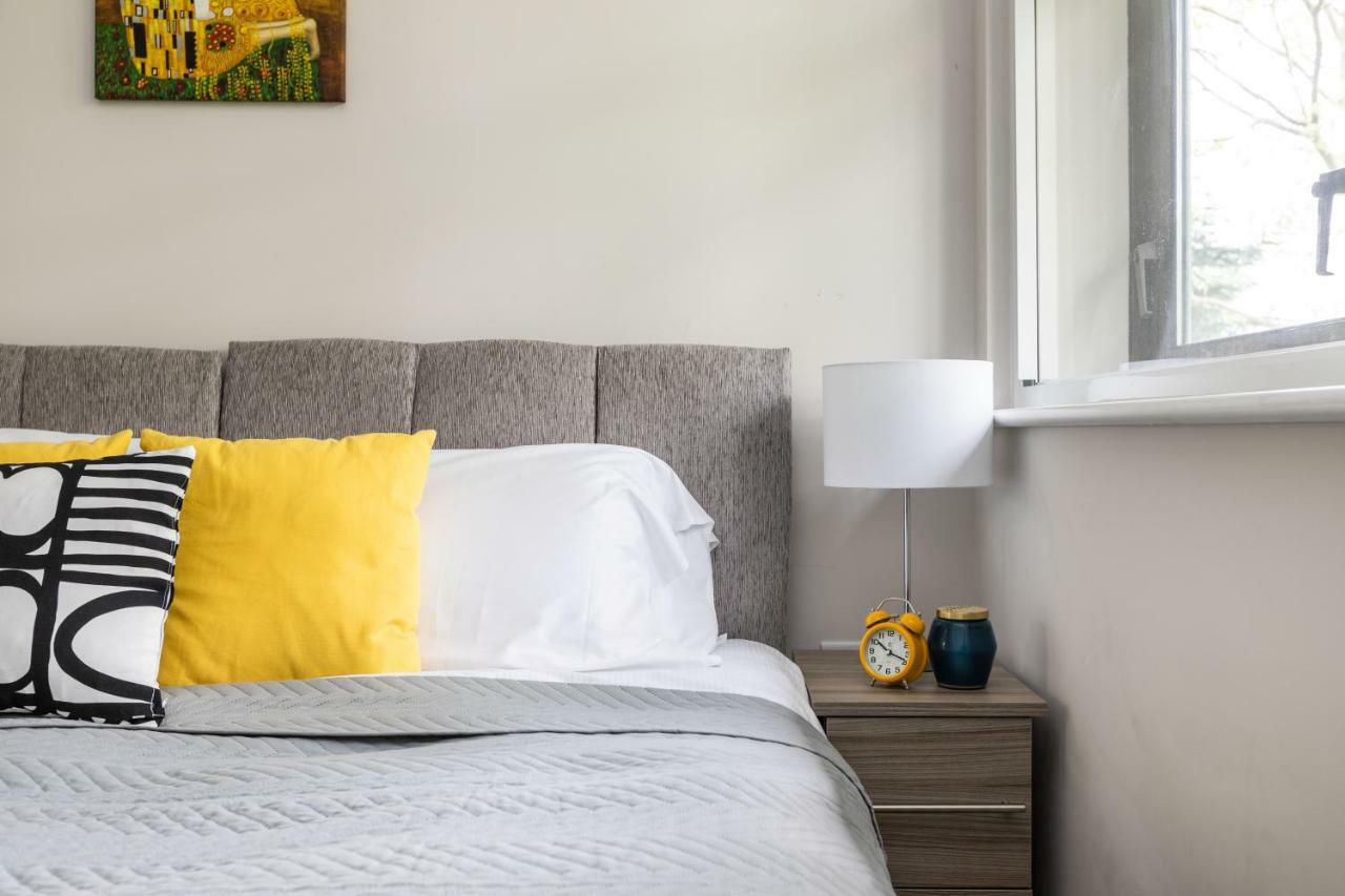 Homely - Watford Premier Apartments Exteriér fotografie