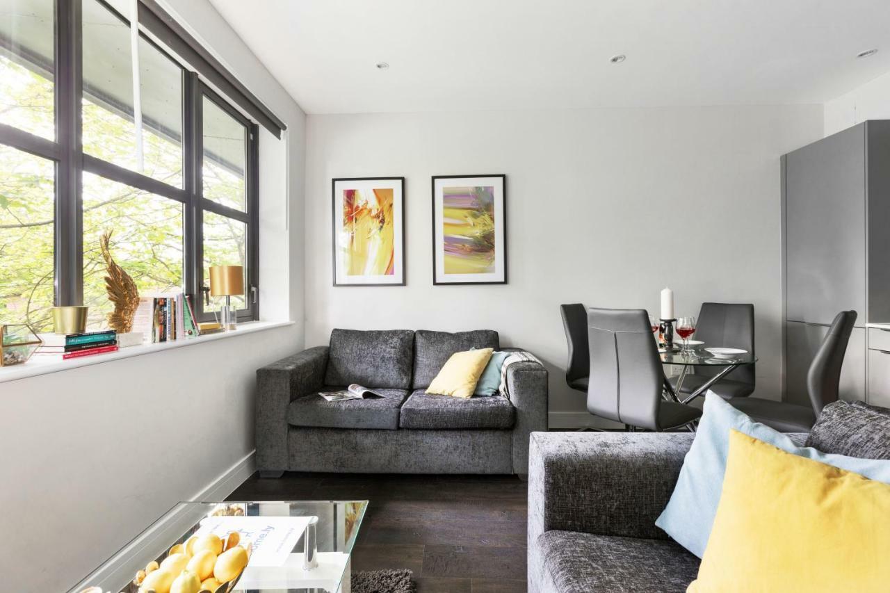 Homely - Watford Premier Apartments Exteriér fotografie