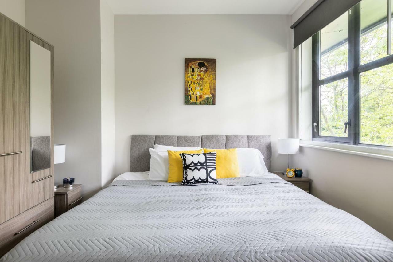 Homely - Watford Premier Apartments Exteriér fotografie
