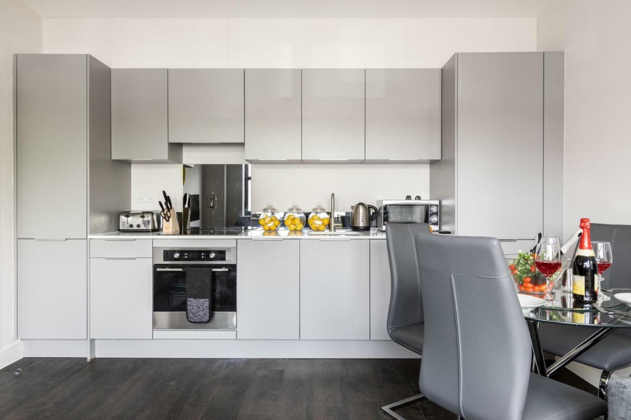 Homely - Watford Premier Apartments Exteriér fotografie